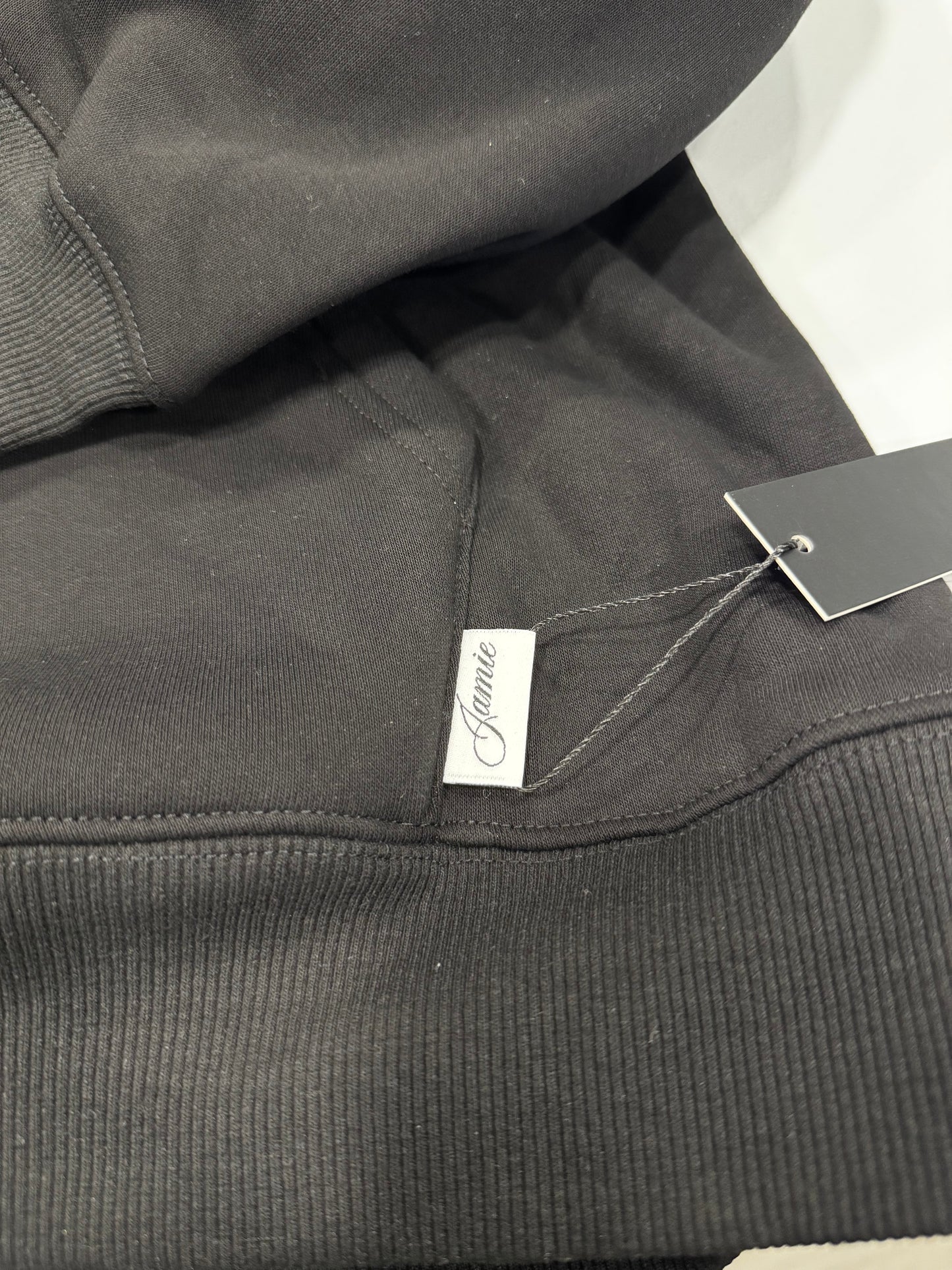 BASICS PULL OVER HOODIE