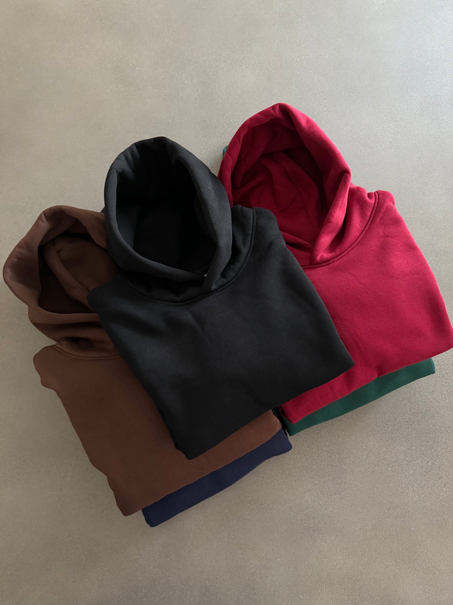 BASICS PULL OVER HOODIE