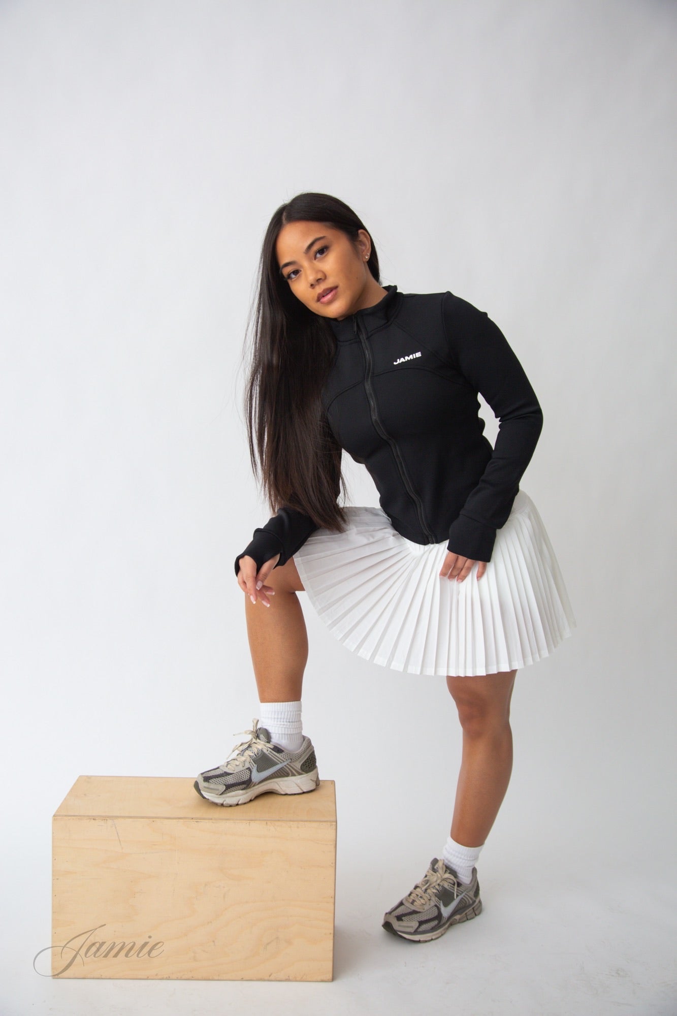 Performance Zip Up - jamiebyben